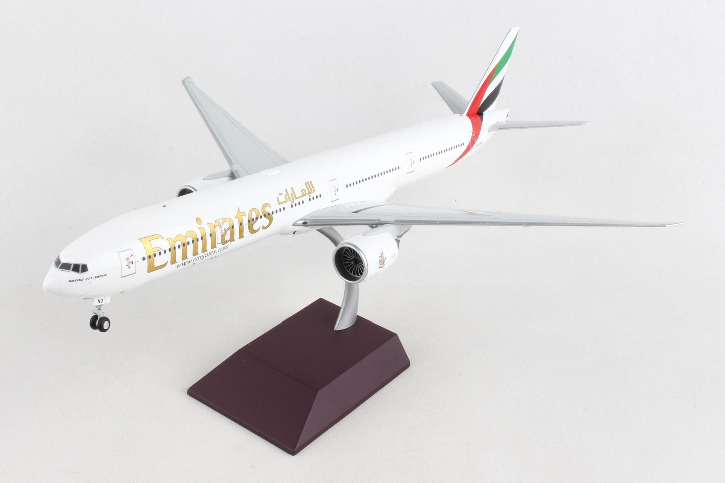 1/200 Emirates B777-300ER A6-END