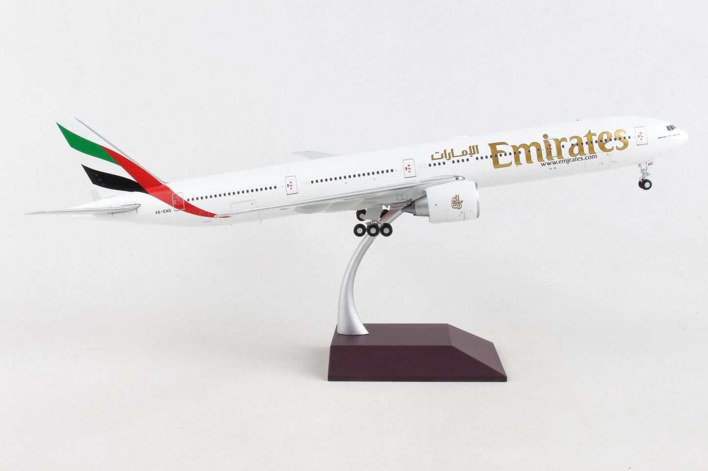 1/200 Emirates B777-300ER A6-END