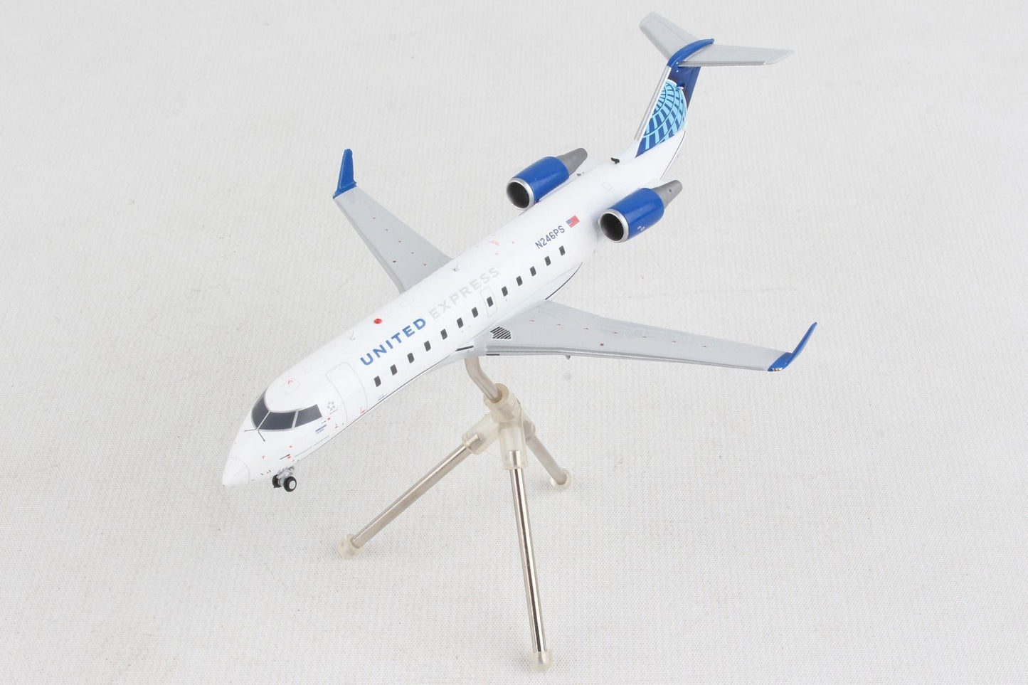 1/200 United Express CRJ200LR N246PS