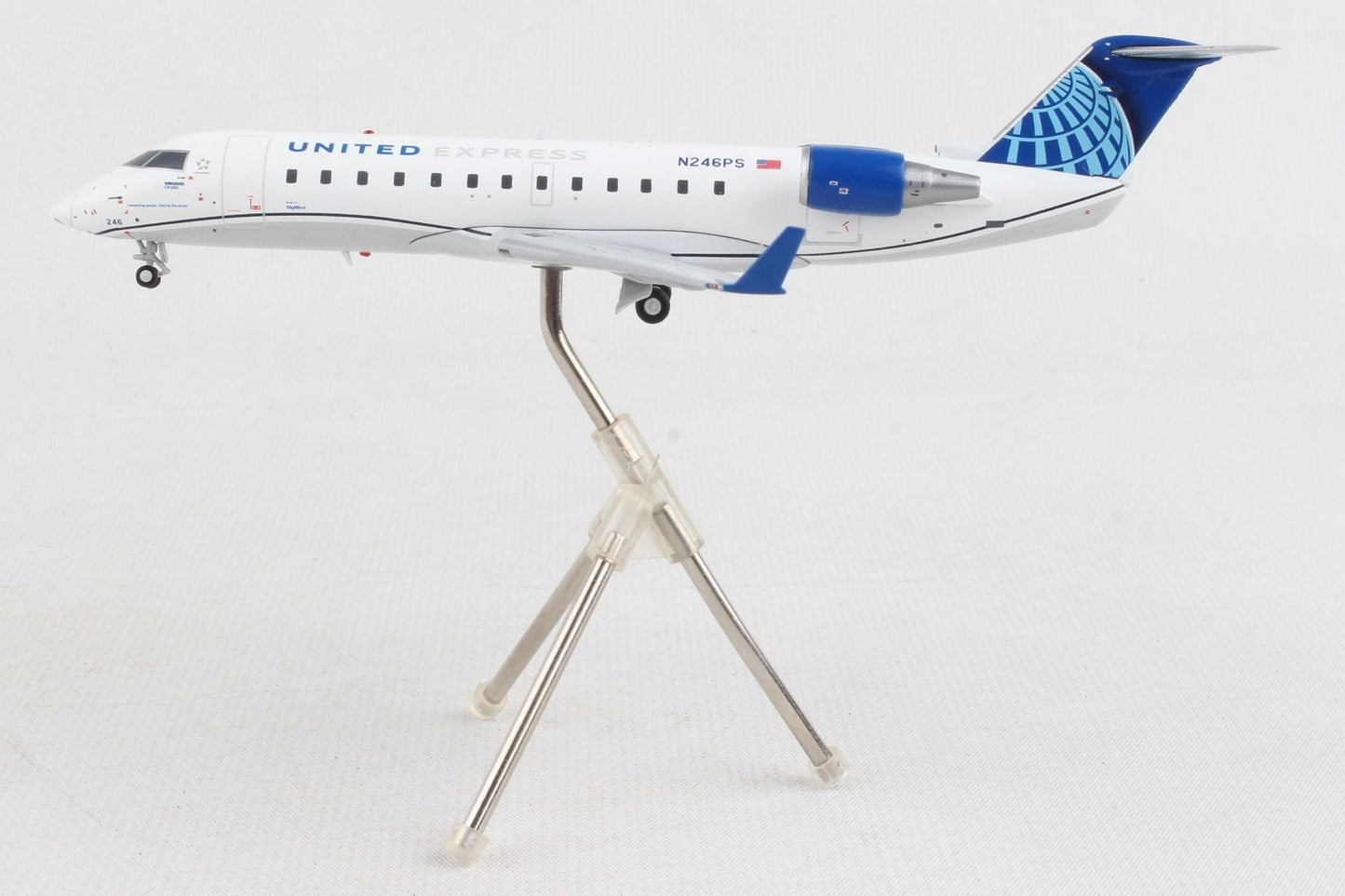 1/200 United Express CRJ200LR N246PS