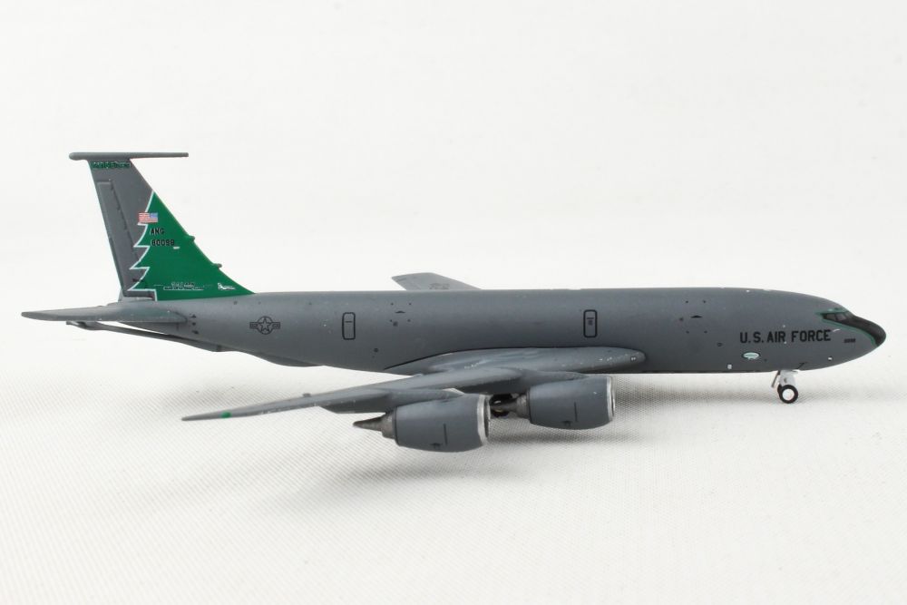 1/400 US Air Force KC-135R Stratotanker  - Maine ANG -  58-0098