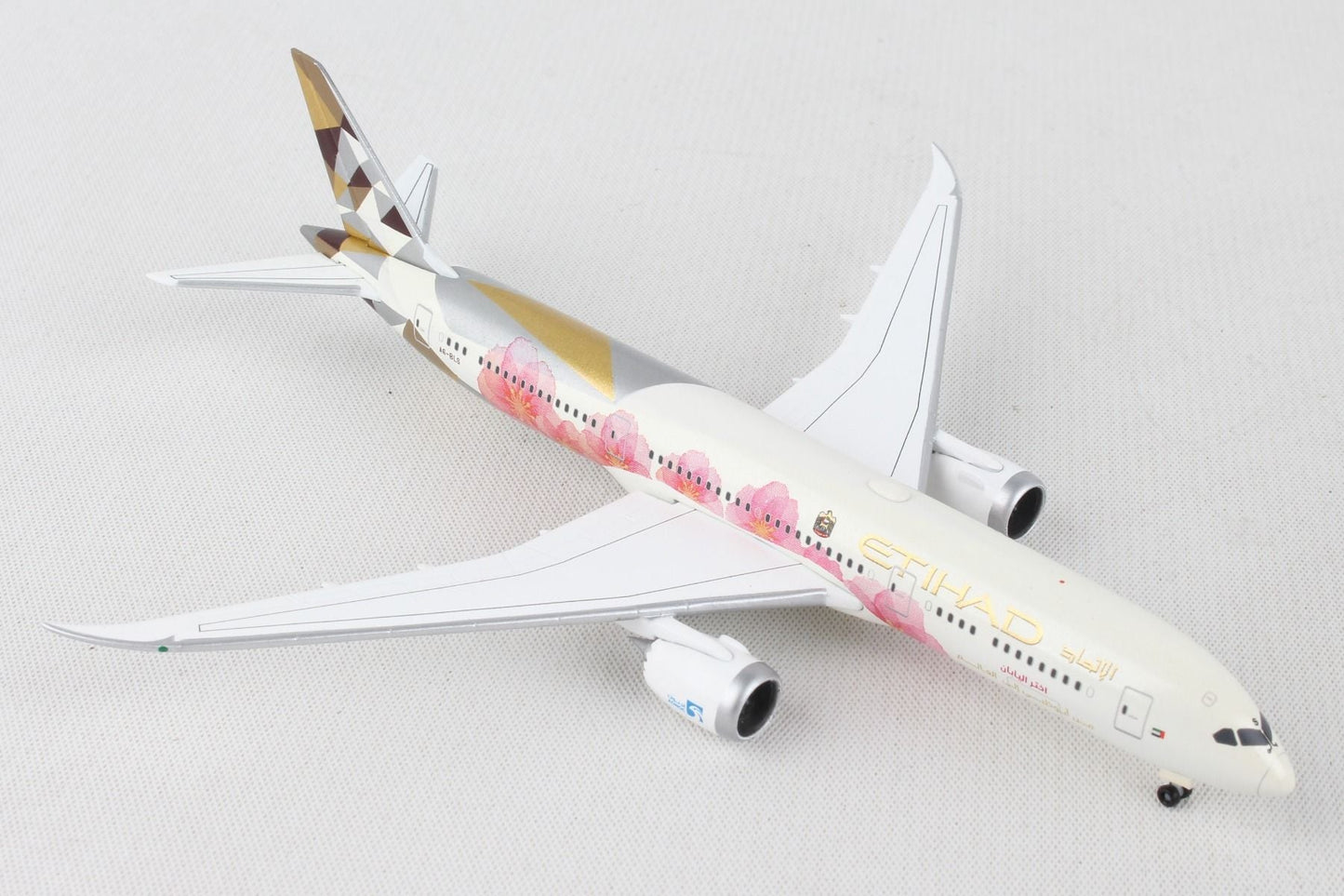 1/500 Etihad Airways Boeing 787-9 Dreamliner  - Choose Japan -