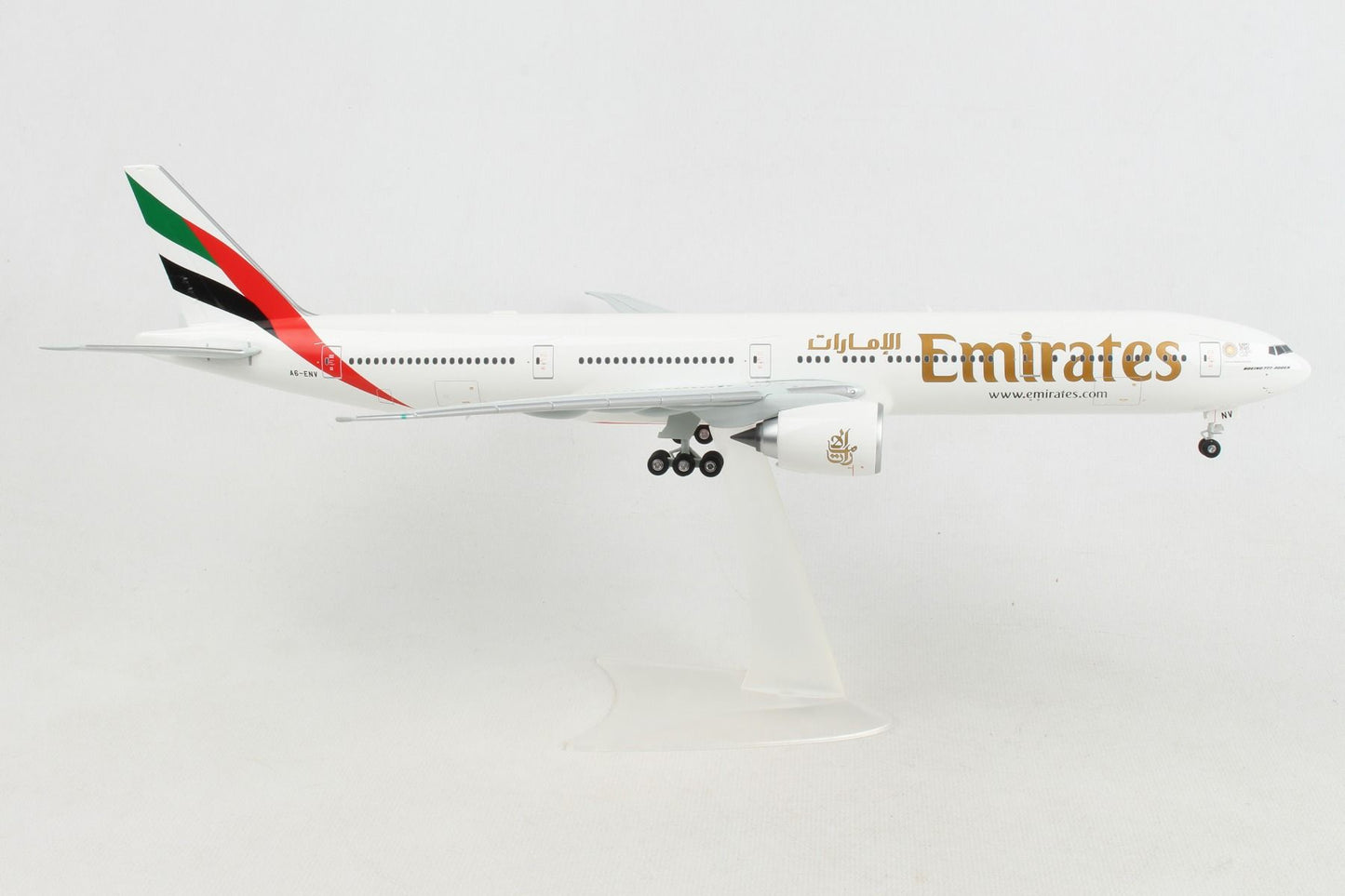 1/200 EMIRATES B777-300ER