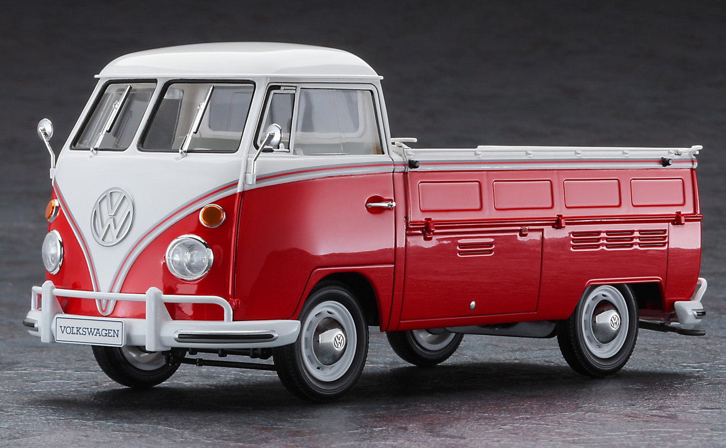 1/24  VOLKSWAGEN TYPE 2 PIC-UP TRUCK  - RED/WHITE PAINT  -