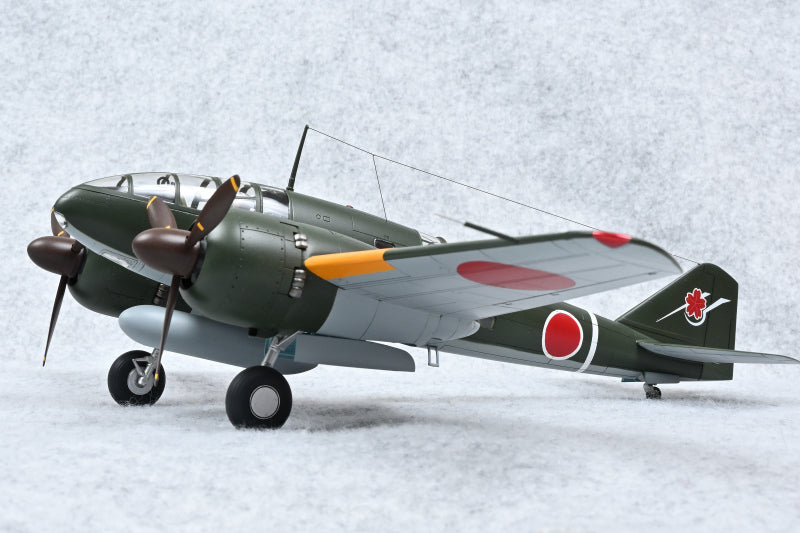 H02401 1/72  Mitsubishi Ki46-III TYPE 100 COMMANDANT RECONNAISSANCE-PLANE DINAH INTERCEPTOR   - 16t