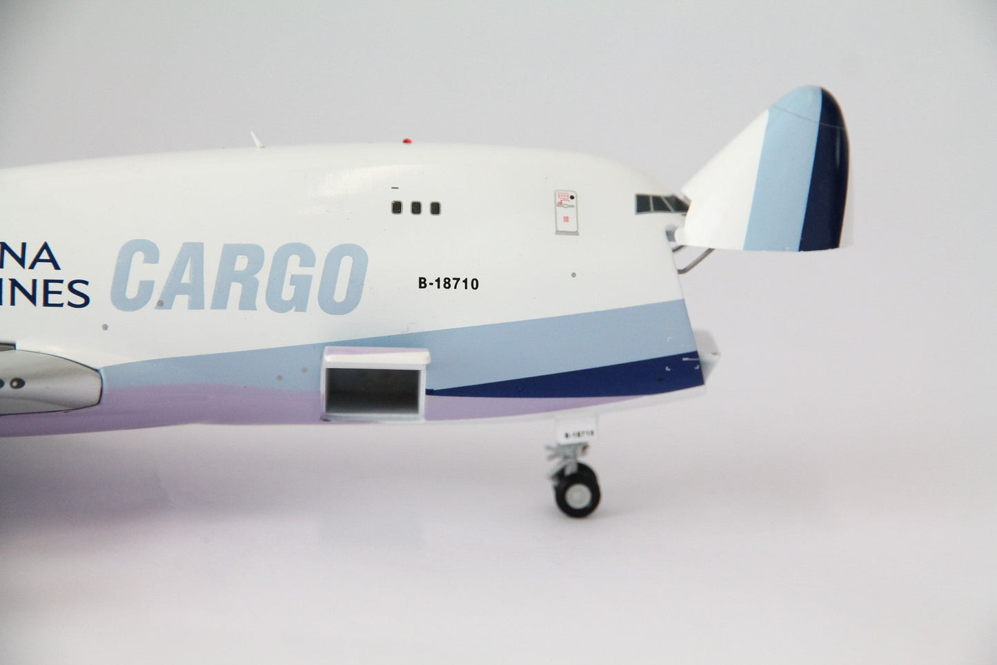 1/200 China Airlines Cargo B747-400F Interactive Series B-18710