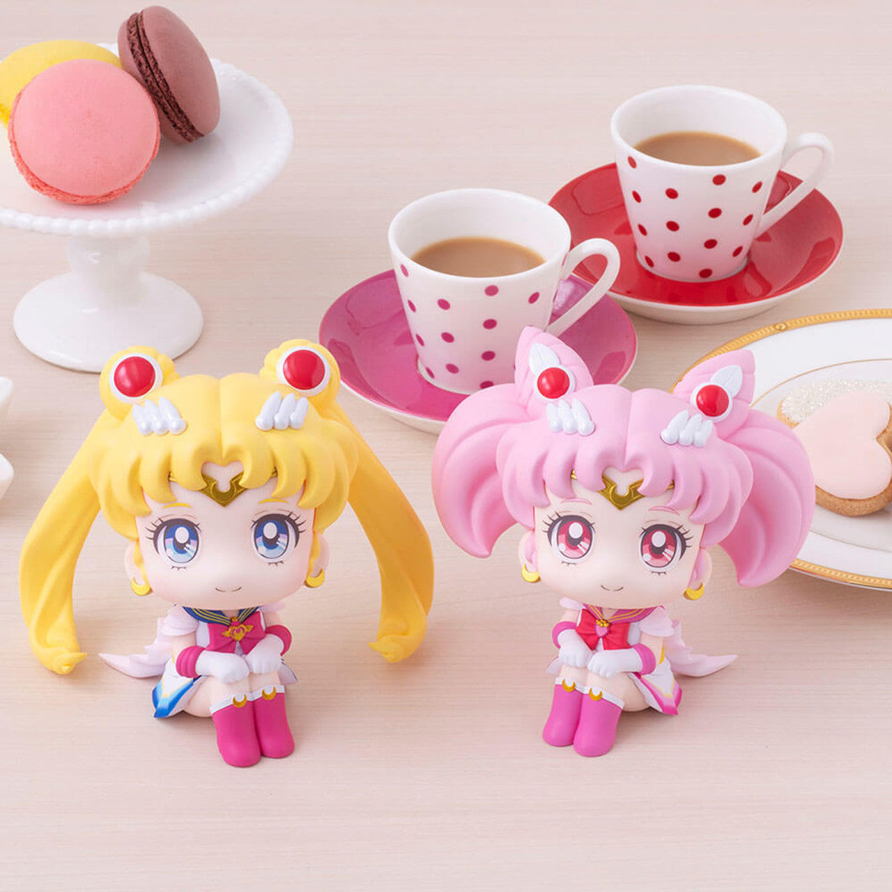 Lookup Pretty Guardian Sailor Moon -Super Sailor Moon and Super Chibi Moon set with gift