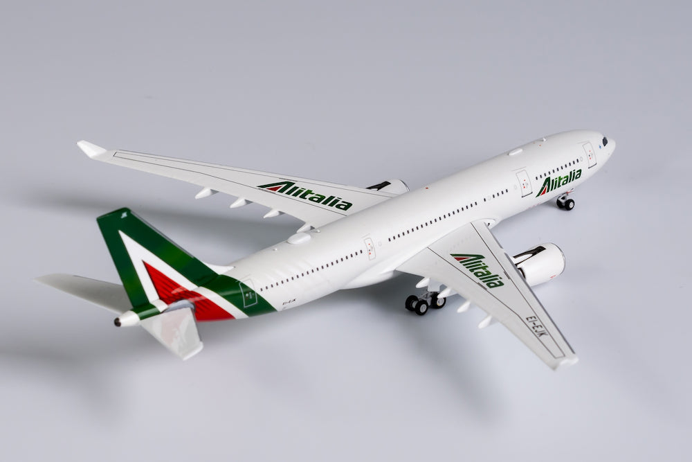 1/200 Alitalia Airbus A330-200 Giotto EL-EJK