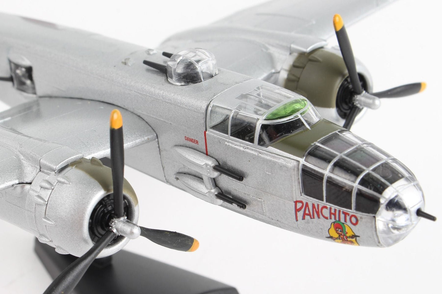 1/100 B-25J Mitchell  - Panchito -