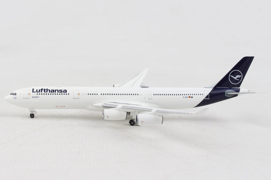 1/500 Lufthansa Airbus A340-300