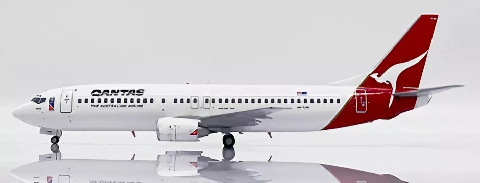 1/200 Qantas Boeing 737-400 "75 Years" Reg: VH-TJW with Stand