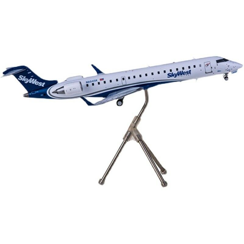 1/200 SkyWest Airlines CRJ700 N604SK