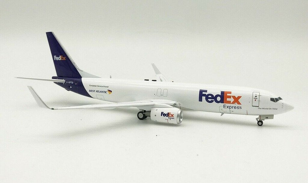 1/200 FedEx Boeing737-83NBCF G-NPTD