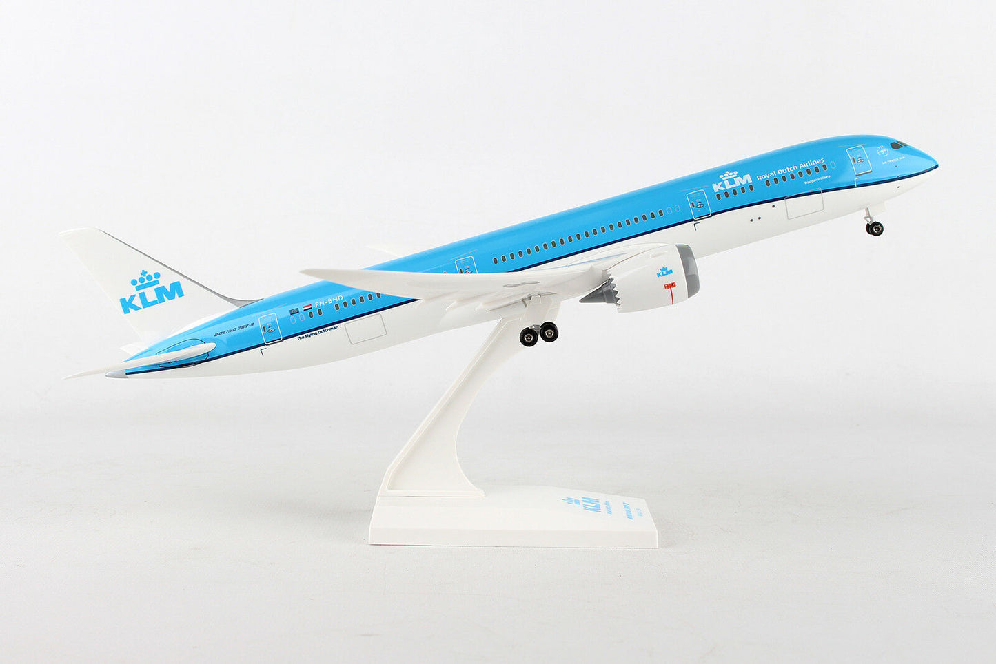 1/200 KLM B787-9 with Gear