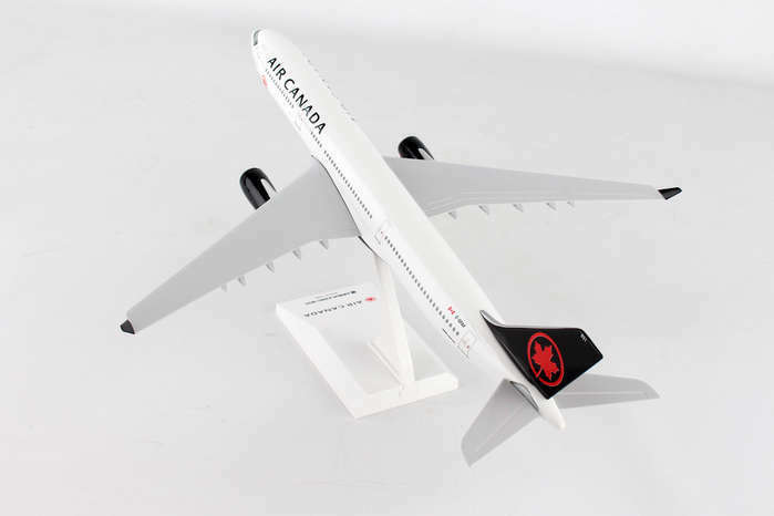 1/200 AIR CANADA A330-300 New Livery