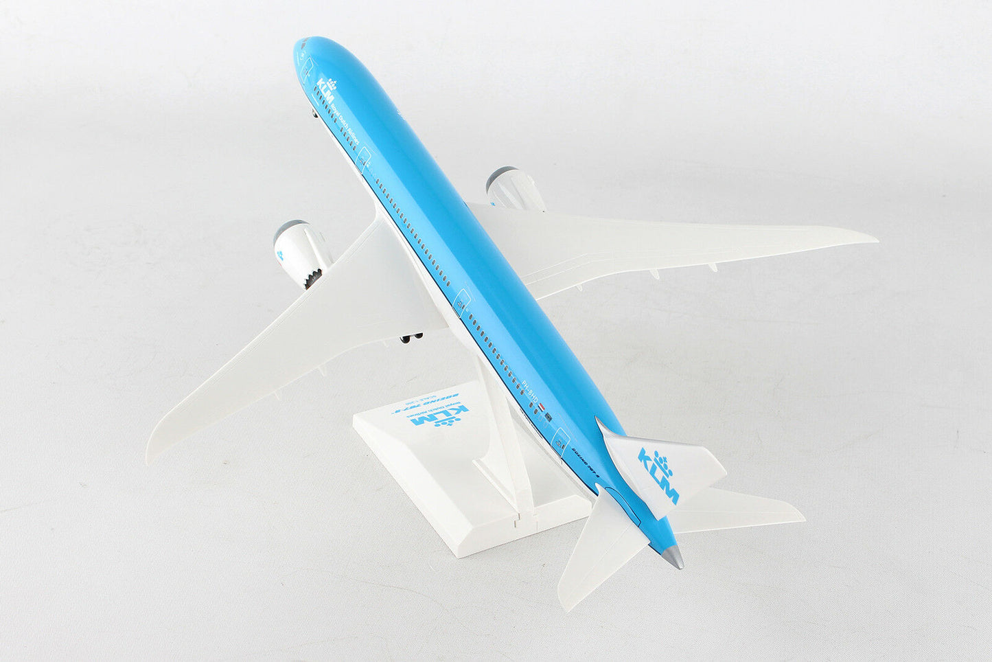 1/200 KLM B787-9 with Gear