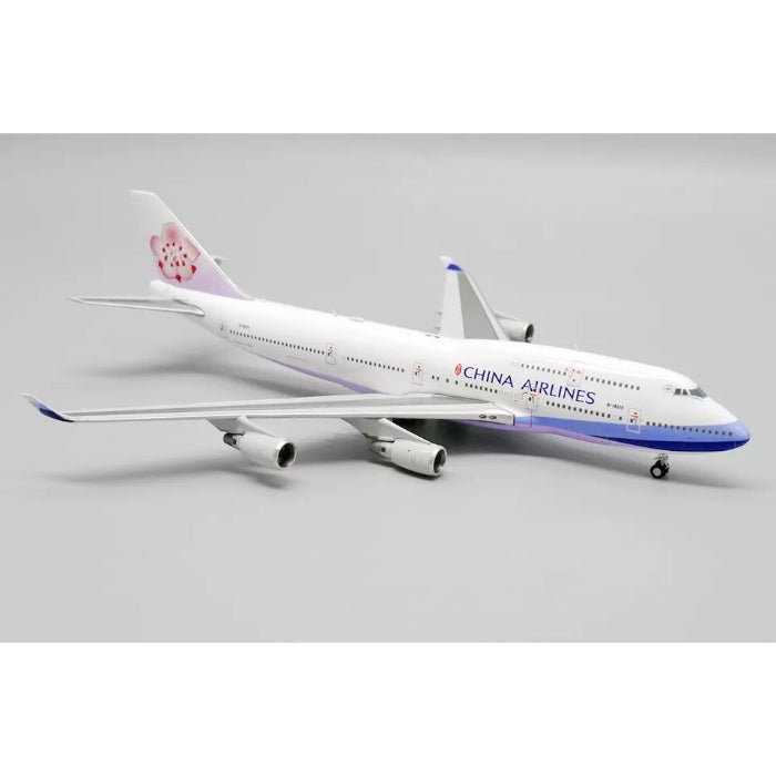 1/400 China Airlines Boeing 747-400 Reg: B-18215 with Antenna