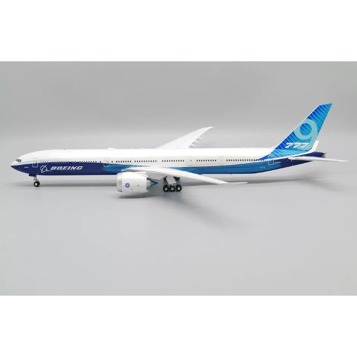 1/200 Boeing House Color 777-9X Reg: N779XX with Stand