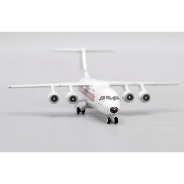 1/400 Thai Airways British Aerospace BAe 146-300 Reg: HS-TBM