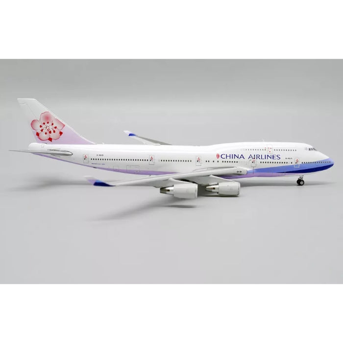 1/400 China Airlines Boeing 747-400 Reg: B-18215 with Antenna