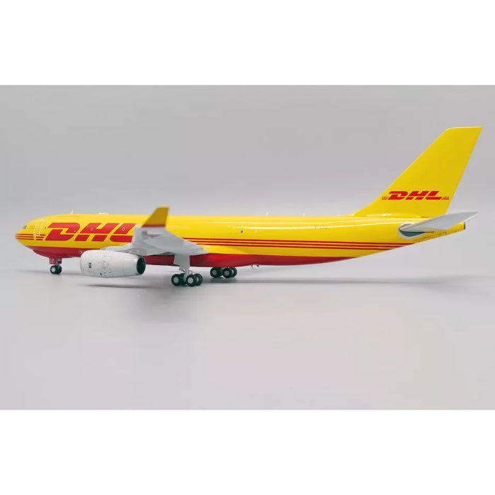 1/200 DHL (Air Hong Kong) Airbus A330-200F Reg: B-LDP with Stand