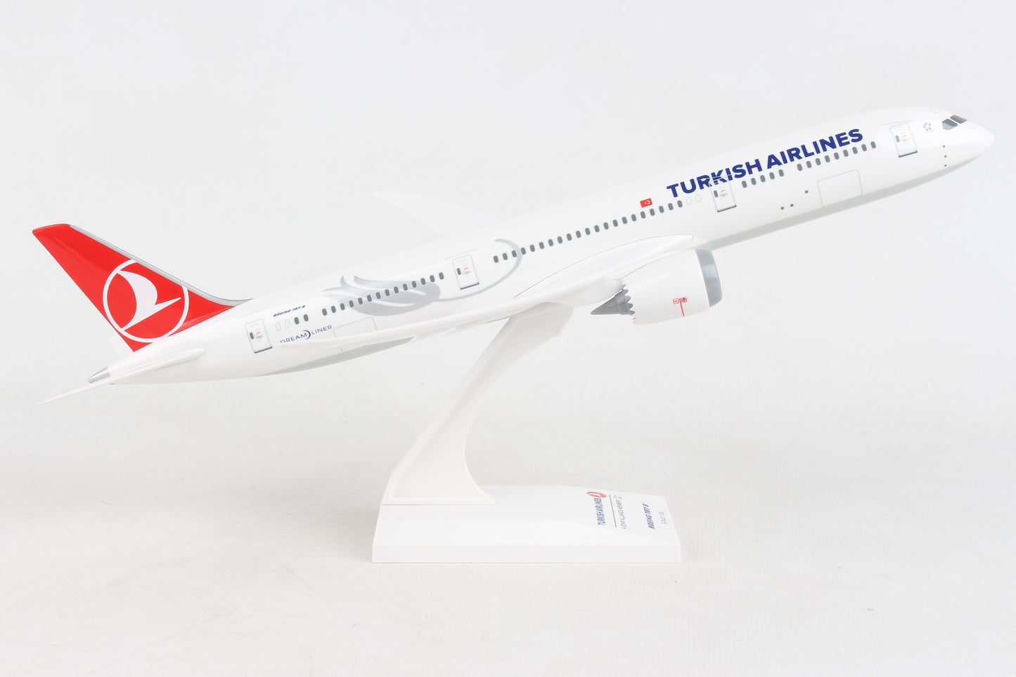 1/200 TURKISH AIRLINES B787-9