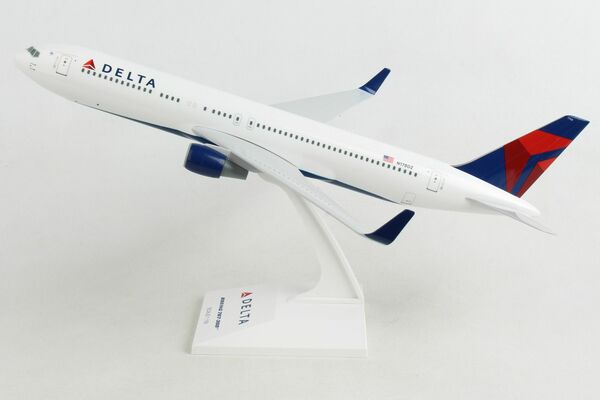 1/150 DELTA B767-300 2007 Livery