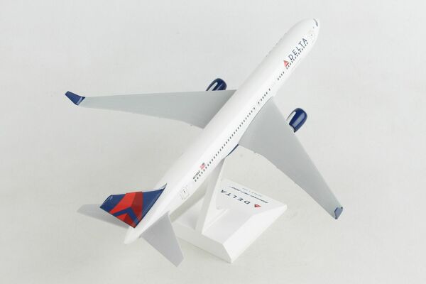 1/150 DELTA B767-300 2007 Livery