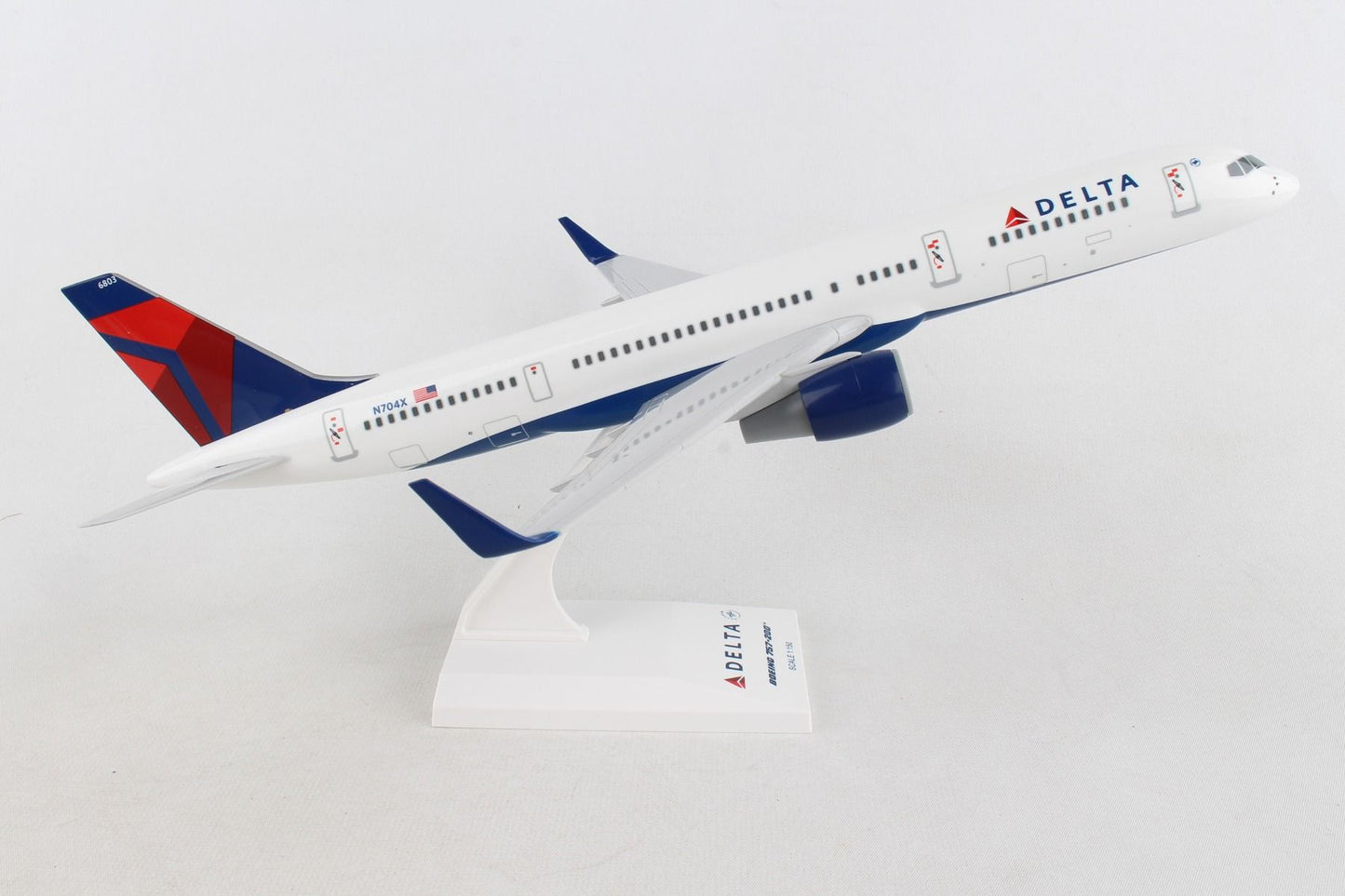 1/150 DELTA B757-200 New Livery Reg. N704X