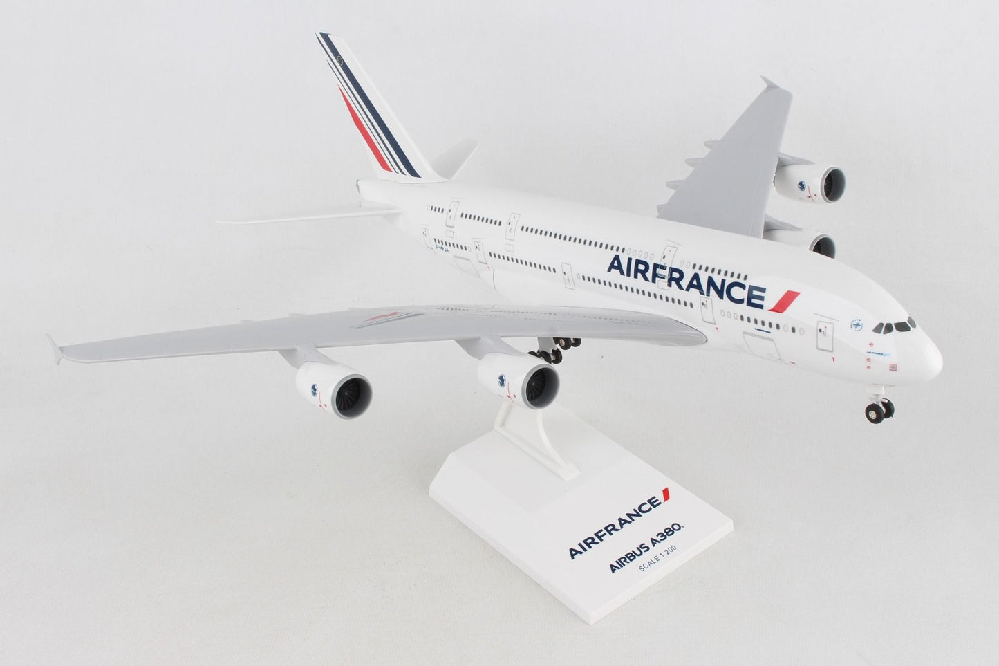 1/200 AIR FRANCE A380 w/Gear