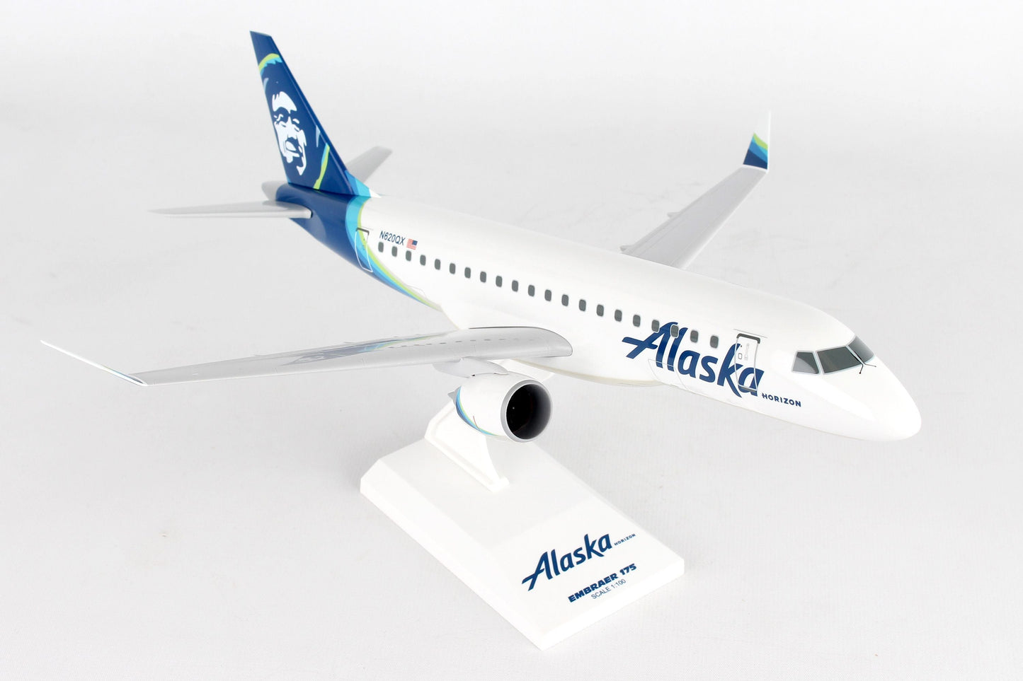 1/100 ALASKA E175 Horizon N620QX