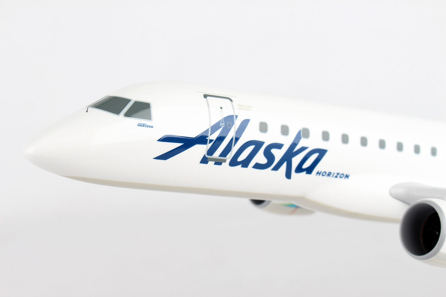 1/100 ALASKA E175 Horizon N620QX