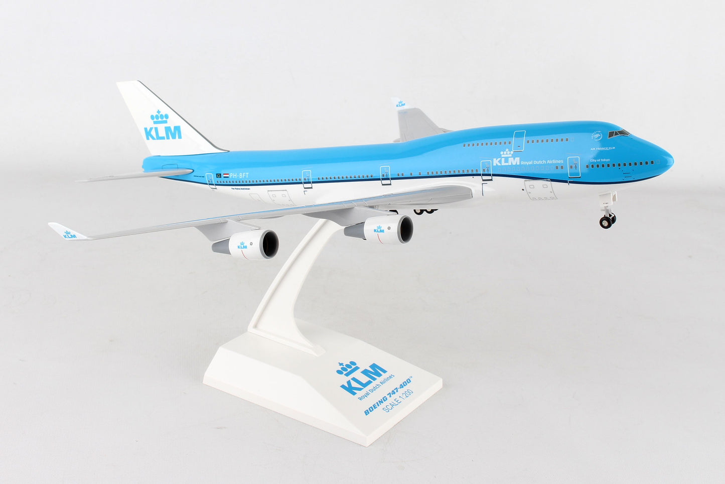 1/200 KLM B747-400 w/Gear New Livery