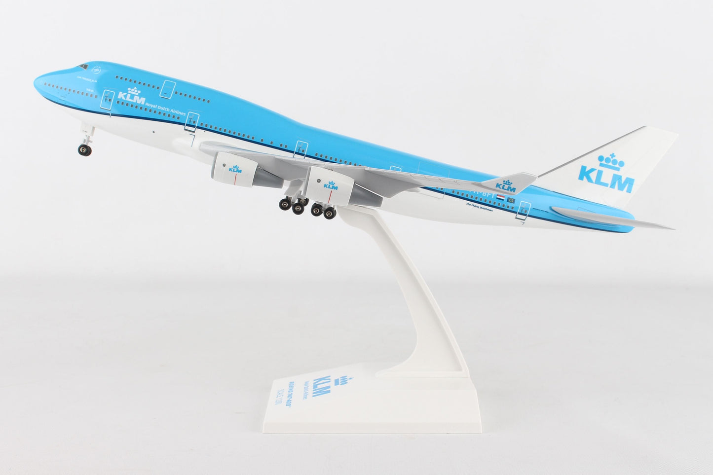 1/200 KLM B747-400 w/Gear New Livery