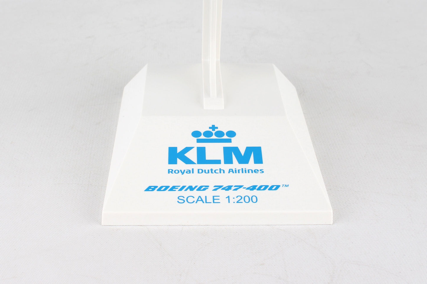 1/200 KLM B747-400 w/Gear New Livery