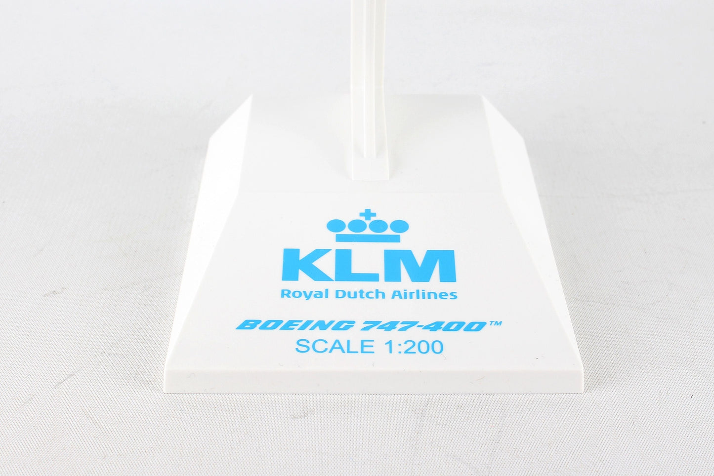 1/200 KLM B747-400 w/Gear New Livery