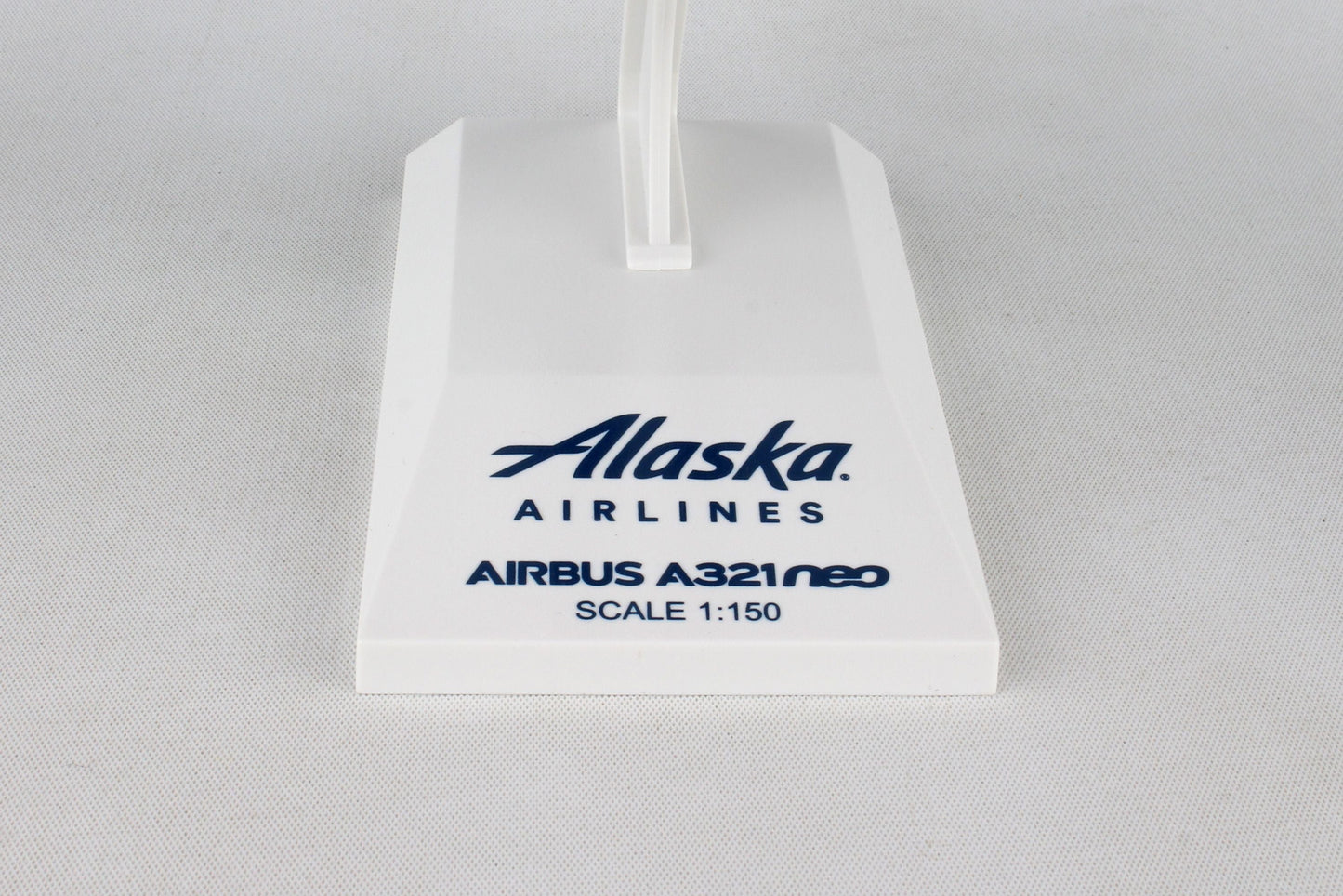 1/150 ALASKA A321NEO More To Love