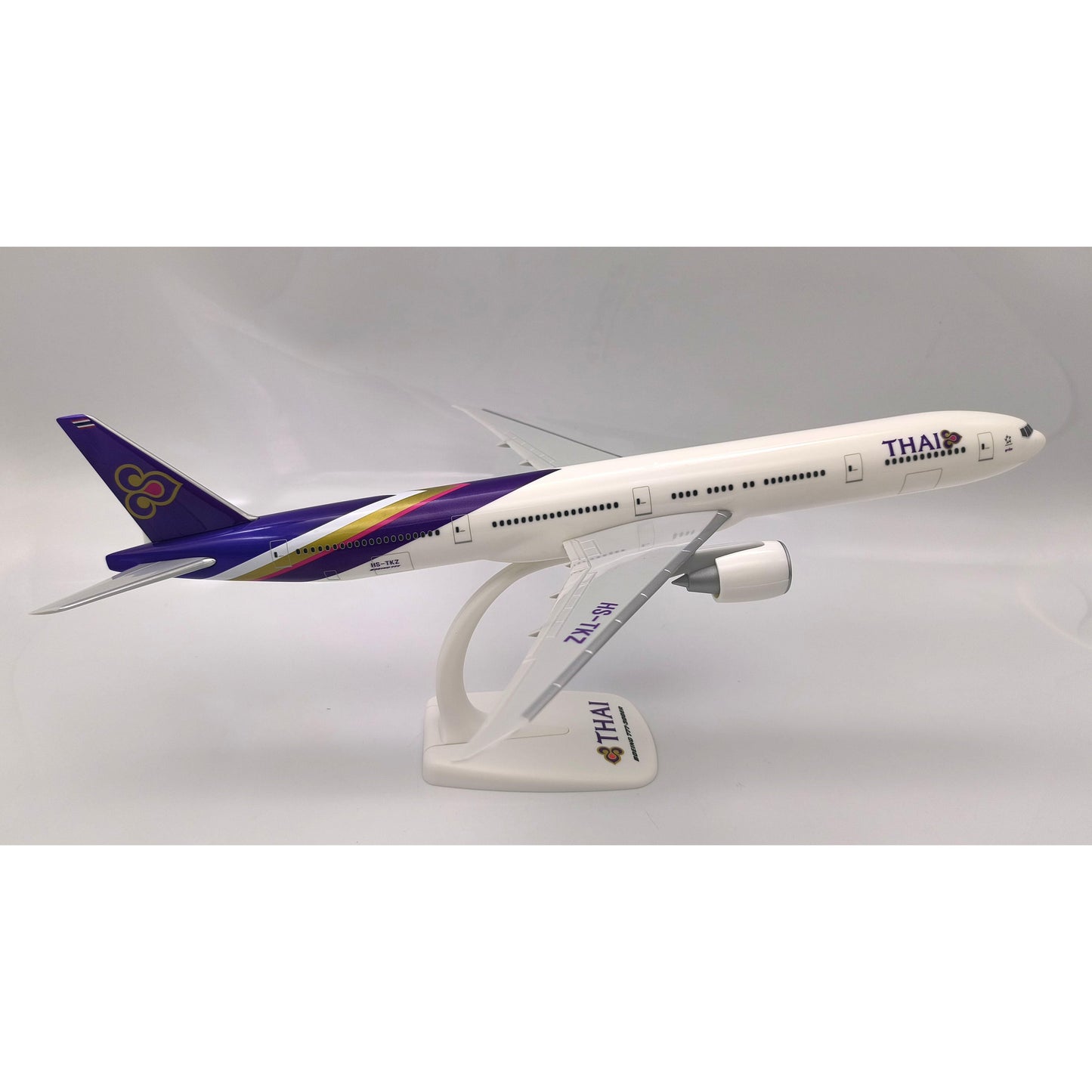 1/200 Thai Airways B777-300ER